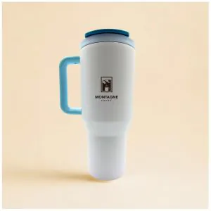 Mug isotherme Kambukka 950ml x Montagne Cafés®